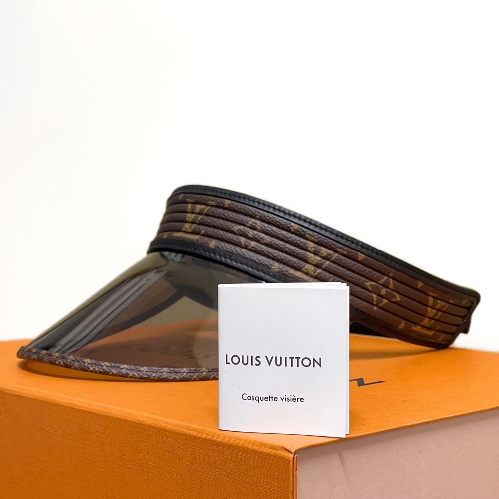 Louis Vuitton Monogram Visor Cap Hat LV Sunshade M76988 Dustbag, Box, Receipt - Picture 13 of 14